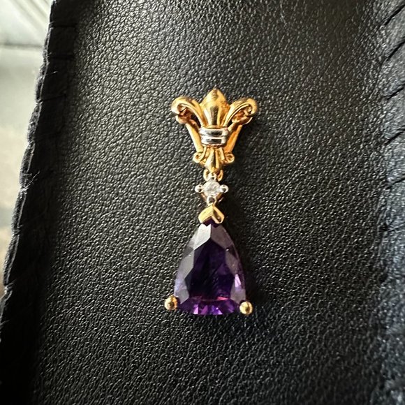 10K Gold Fleur de lis Amesthyst Pare shape with accent Diamond 10K Gold PreOwned - Picture 3 of 6